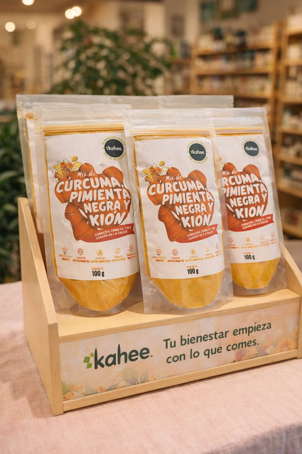 Trio dorado Curcuma, pimienta negra y Kion en polvo